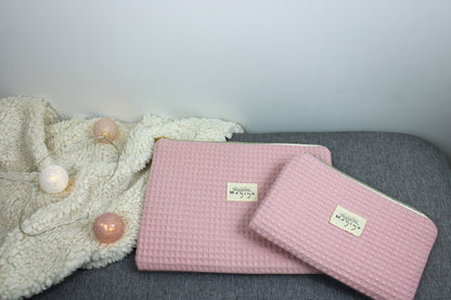 Bolsa de Aseo de Waffle Rosa Empolvado