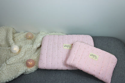 Bolsa de Aseo Rosa con Topos Dorados