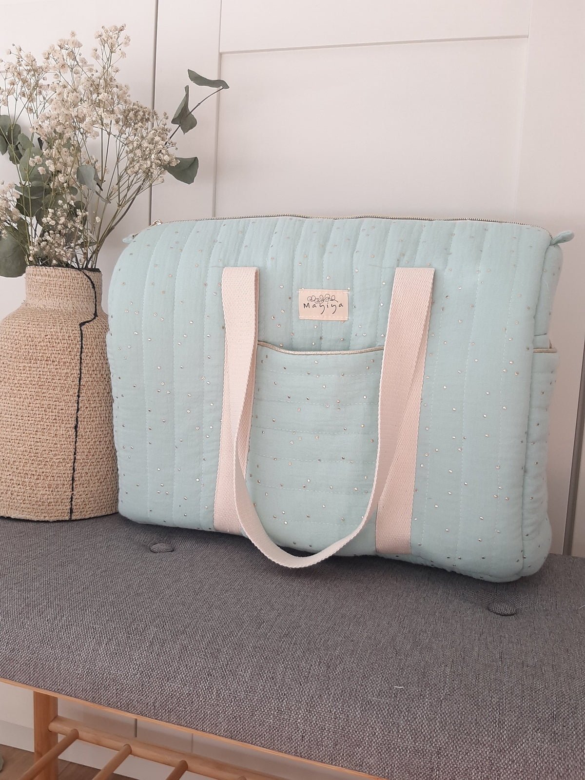 Bolsa de Maternidad Verde Menta con Topos Dorados